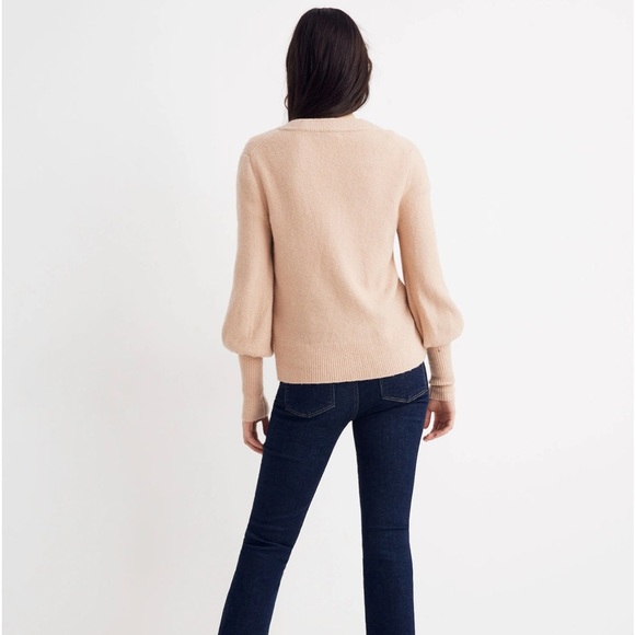 MADEWELL | Dashwood V-Neck Sweater in Coziest Yarn - Picture 3 of 7